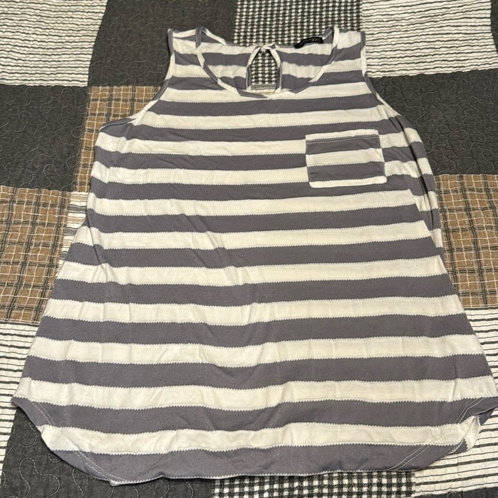 Paper moon tank top